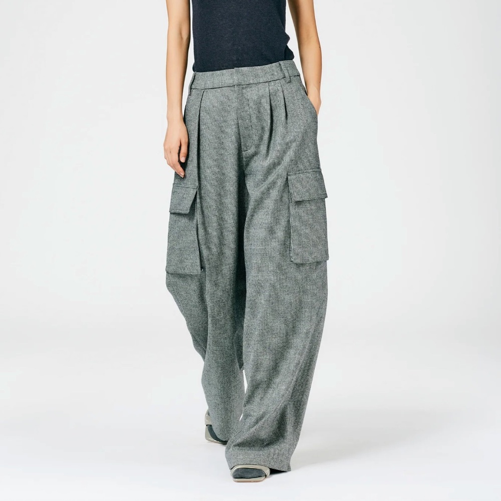 Like New |  Tibi Baby Houndstooth Cargo Stella Pant  | Size 6 | Black/Ivory